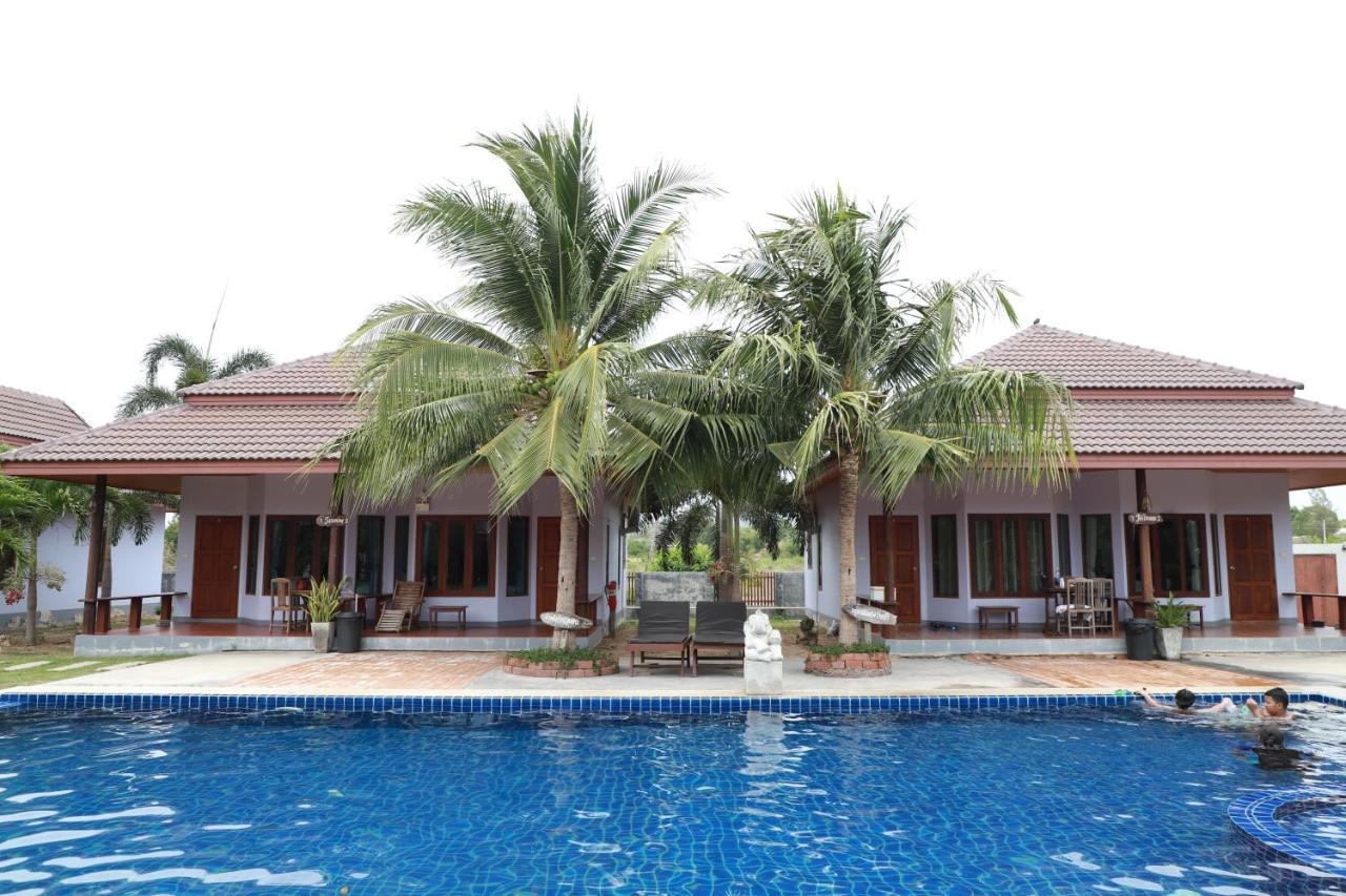 Waterside Resort Pran Buri Zewnętrze zdjęcie